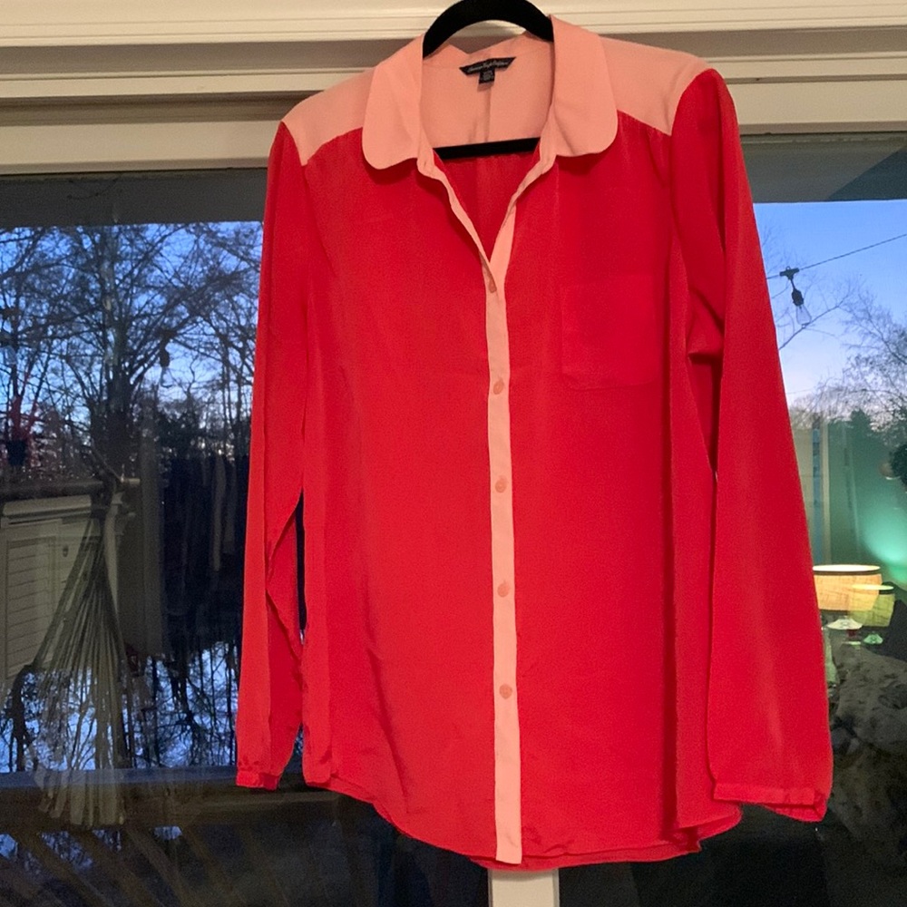 American Eagle Coral Button Up Shirt